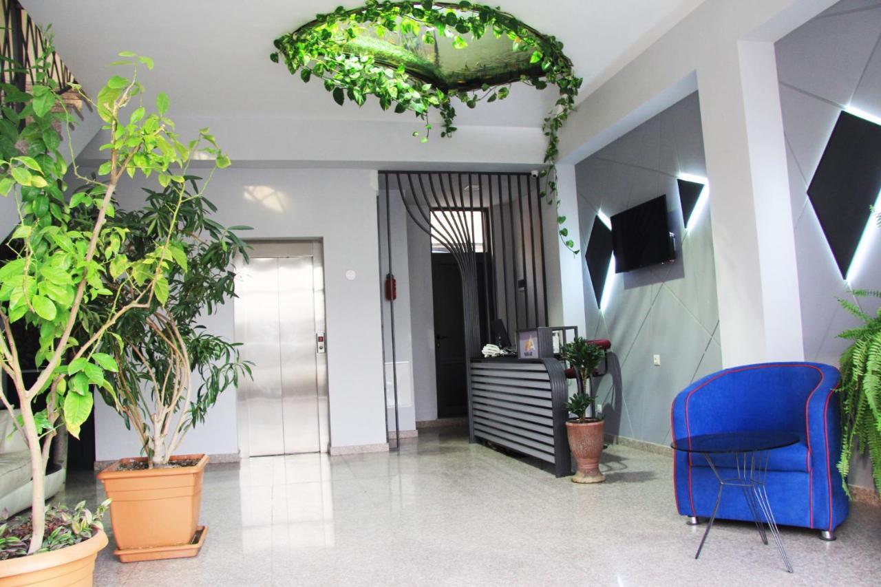 Nice Hotel יירבאן מראה חיצוני תמונה